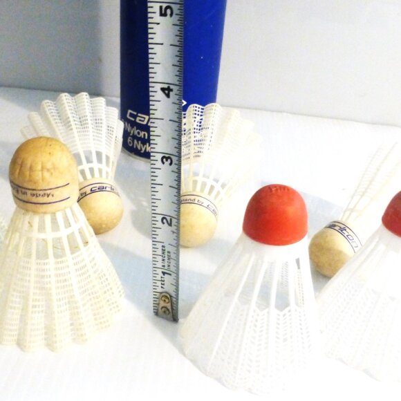 SPRT1 - 8 Vintage Carlton BADMINTON BIRDIES Nylon Shuttlecocks Racquet BBQ - Picture 5 of 6